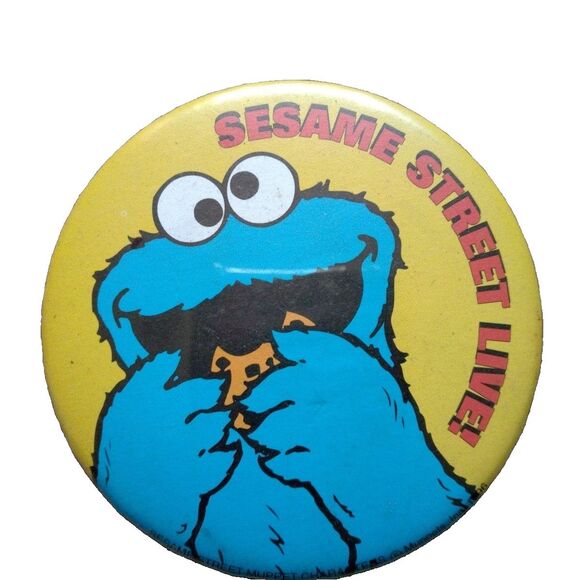 Sesame Street Live Button Pin Cookie Monster - Picture 1 of 3